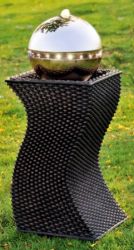 Fontaine Pise en Rotin Noir avec Sphère Dorée Rose Effet Acier Inoxydable – Éclairage LED