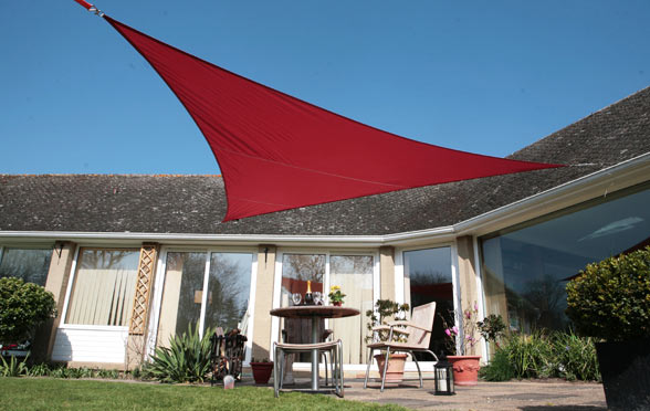 Voile d'Ombrage Bordeaux Triangle 5m - Imperm�able - 160g/m2 - Kookaburra�