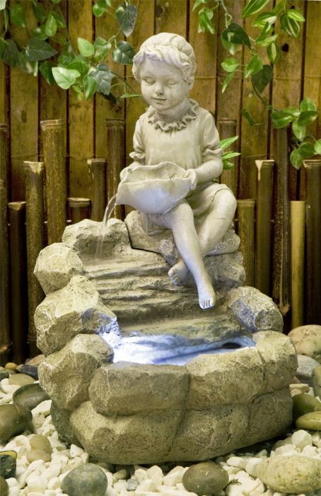 Fontaine d'intérieur Zen et Relaxante Statuette Petite Fille LED